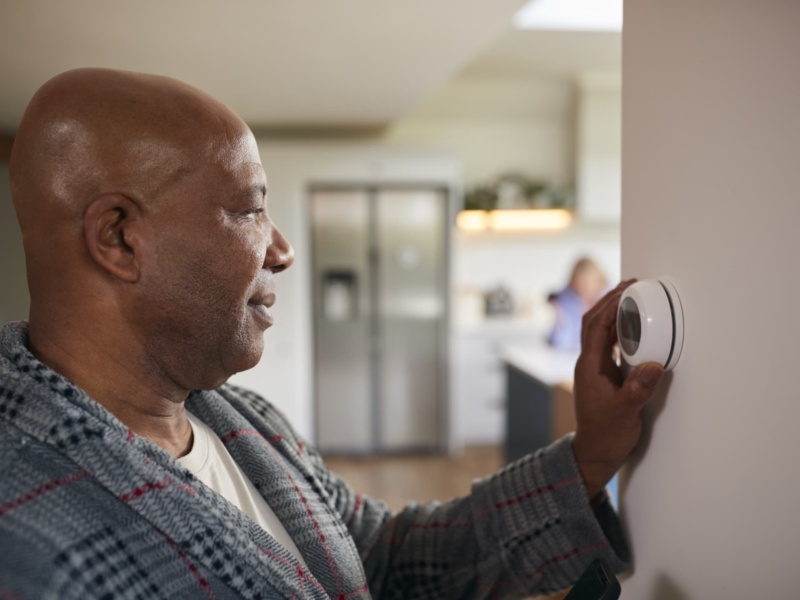 Smart Winter Thermostat Settings in Pittsburg, Kansas: Set It and (Almost) Forget It